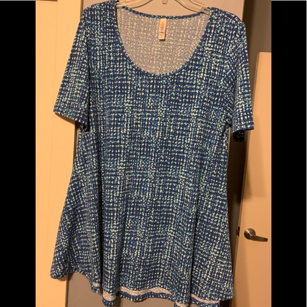 Lularoe Perfect Tee